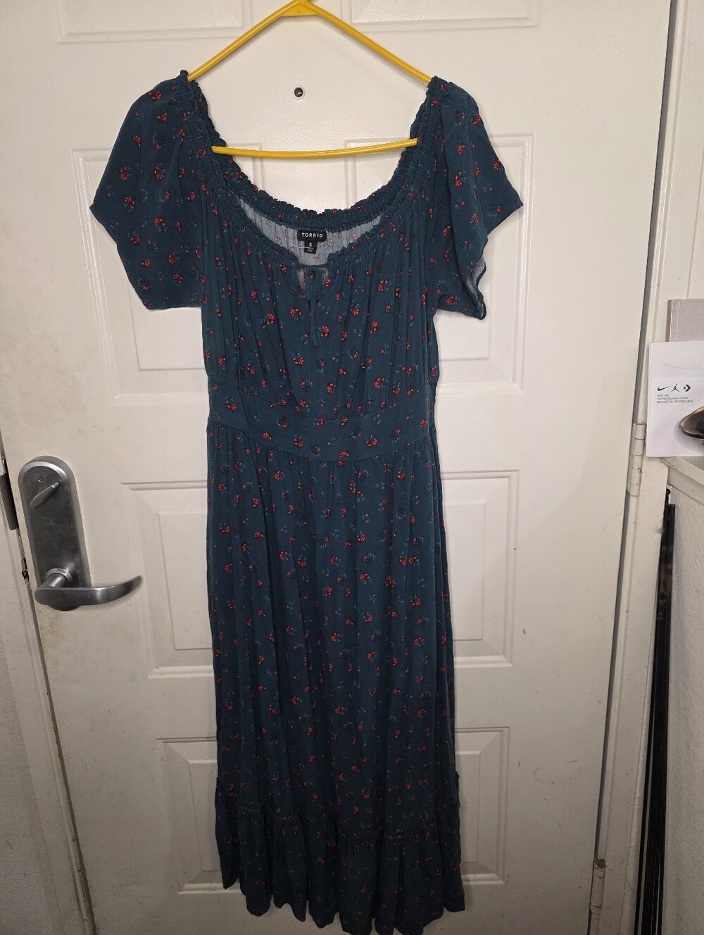 Torrid Teal Floral Maxi Dress with Short Sleeves Size 0 (Large)